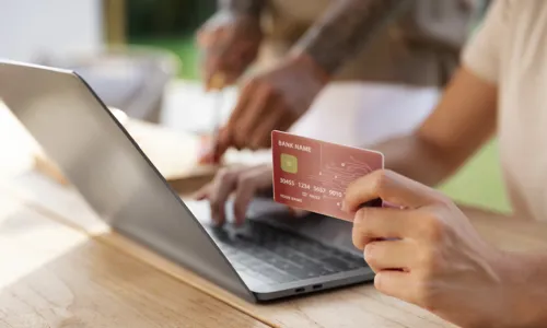 close-up-person-doing-online-shopping.jpg